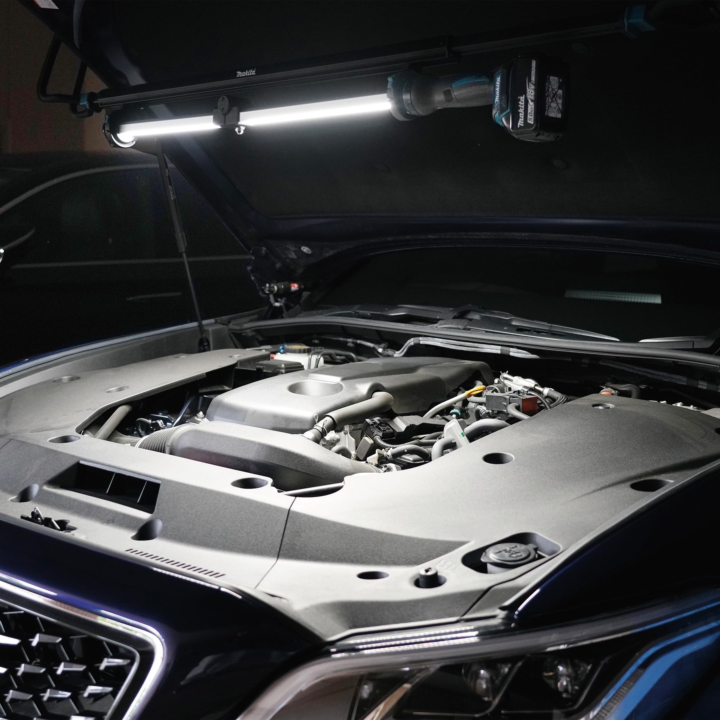 Makita DML818 18V LXT® Lithium-Ion L.E.D. Underhood Work Light, Light Only - Image 16