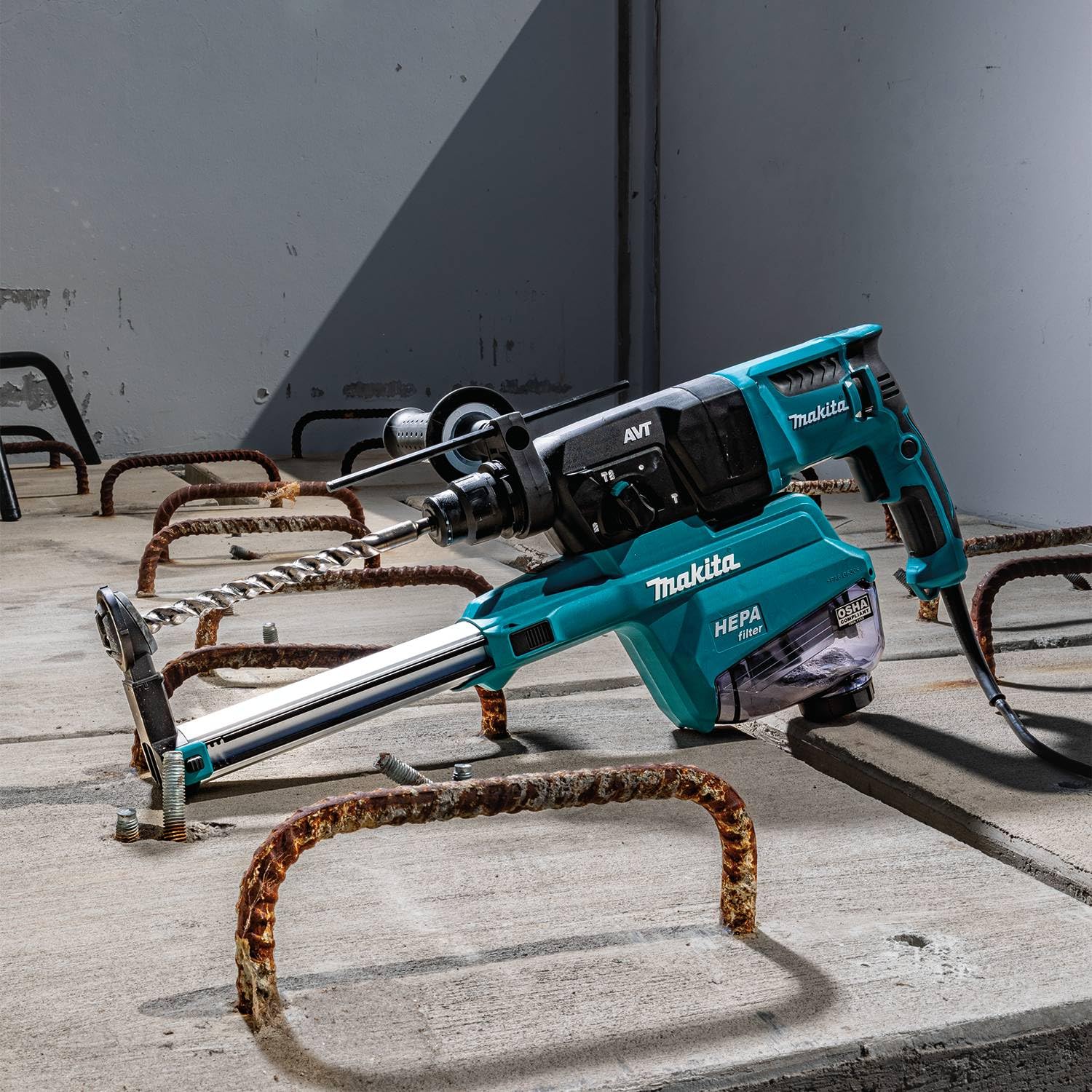 Makita HR2653 1" SDS-PLUS AVT® Rotary Hammer, HEPA Dust Extractor (Pistol Grip) - Image 6