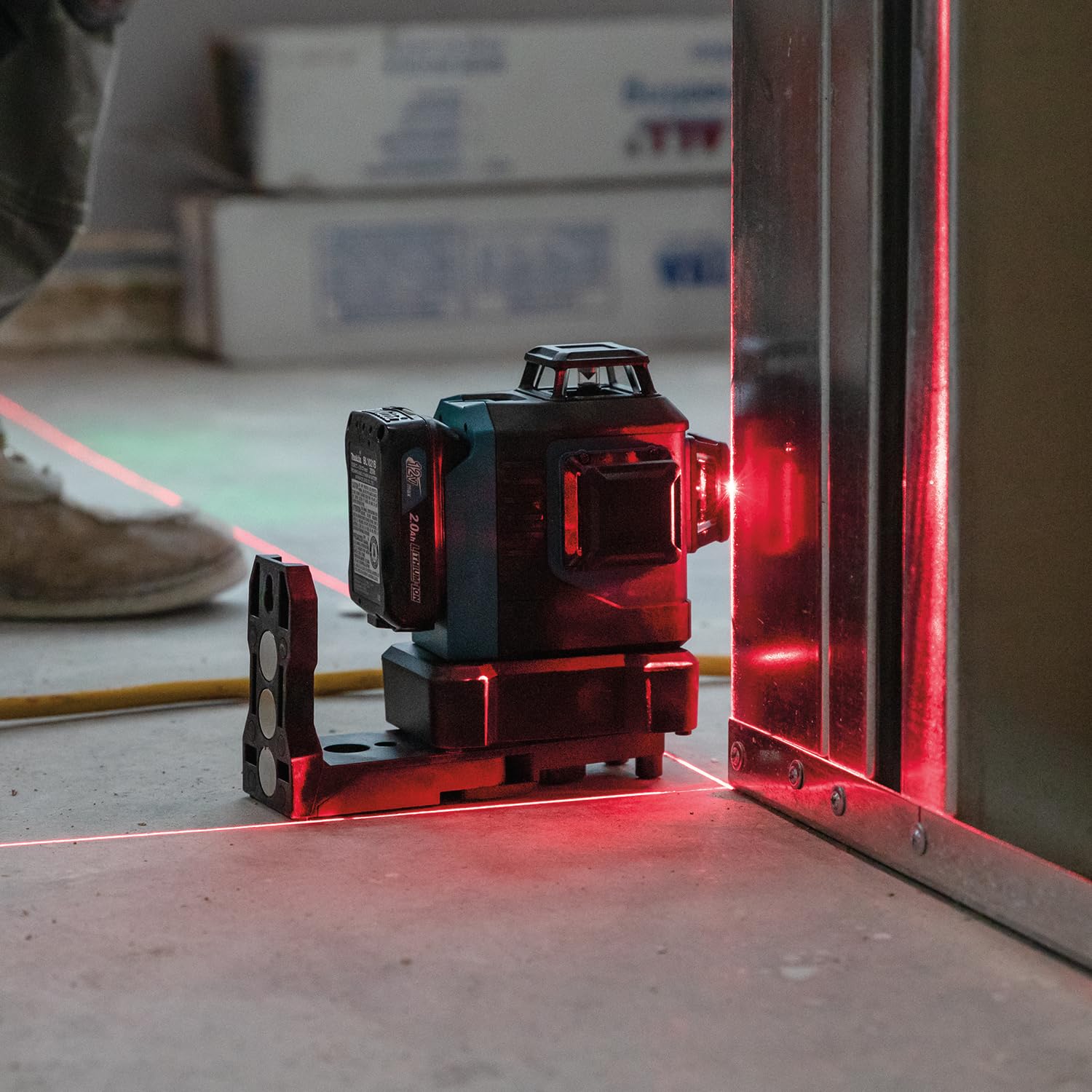 Makita SK700D 12V max CXT® Lithium-Ion Cordless Self-Leveling 360° 3-Plane Red Laser, Class II, 635 nm, <2 mW, Tool Only - Image 17